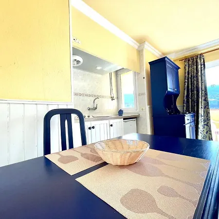 Apartamento A Pocos Metros De La Playa Jardin, Con Balcon En Puerto De La Cruz *