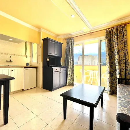 Apartamento A Pocos Metros De La Playa Jardin, Con Balcon En Puerto De La Cruz