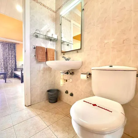 Apartamento A Pocos Metros De La Playa Jardin, Con Balcon En Puerto De La Cruz *